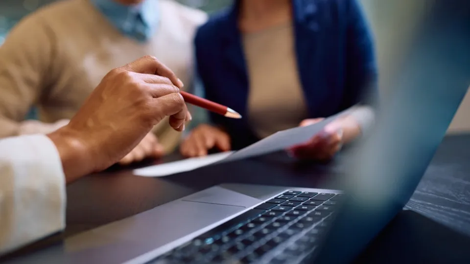 Como comparar propostas de crédito com TAEG e MTIC? 