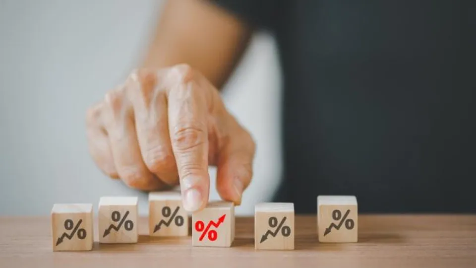 Taxas de juro sem descer: Como evitar o impacto? 