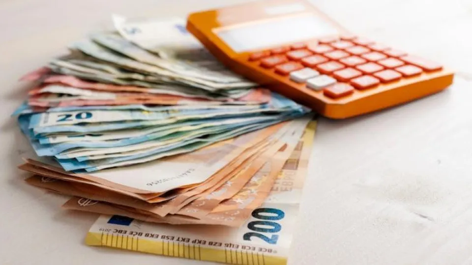 IRS: Como é tributado um PPR e como poupar no imposto? 