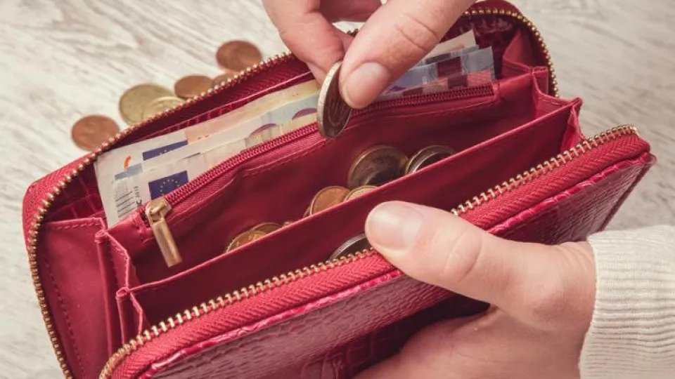 Portugueses consideram que nível de vida vai piorar: Como se precaver? 