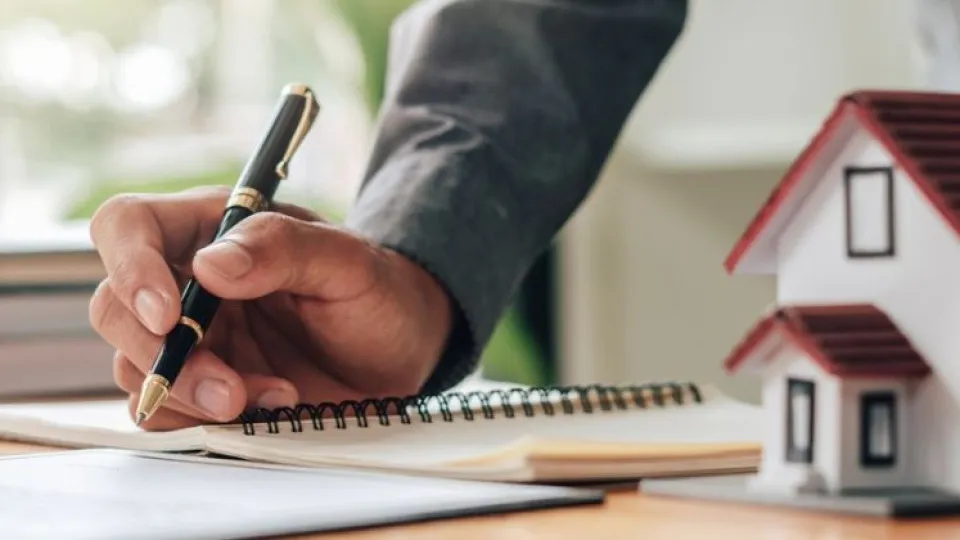 Vendeu uma casa a partir de 2022? Pode estar isento de mais-valias. Saiba como 