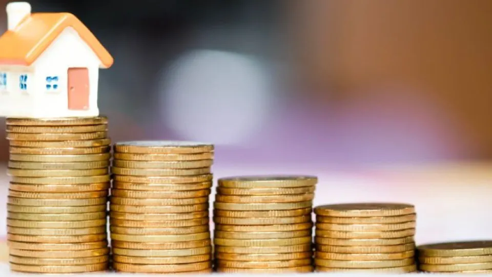 Venda de casas vai abrandar em 2024? Inquérito conclui que sim 