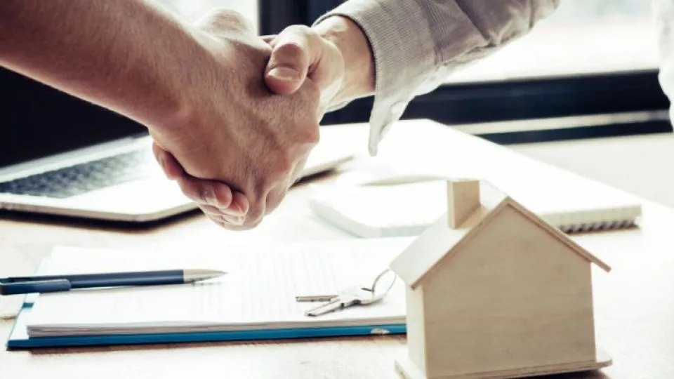 Novo simplex dispensa licenças na venda de casa. Saiba os riscos e proteja-se 
