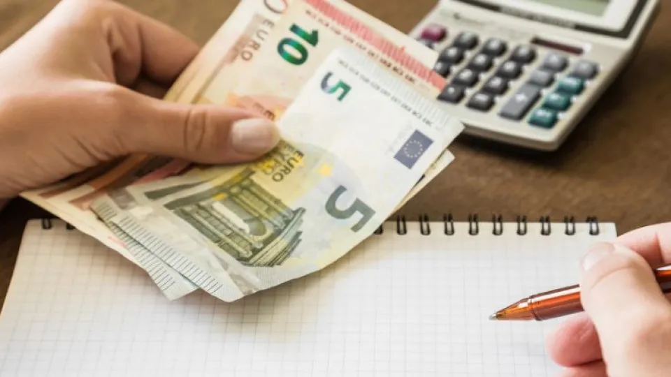 Taxa de inflação na zona euro recua para 2,8% em janeiro 