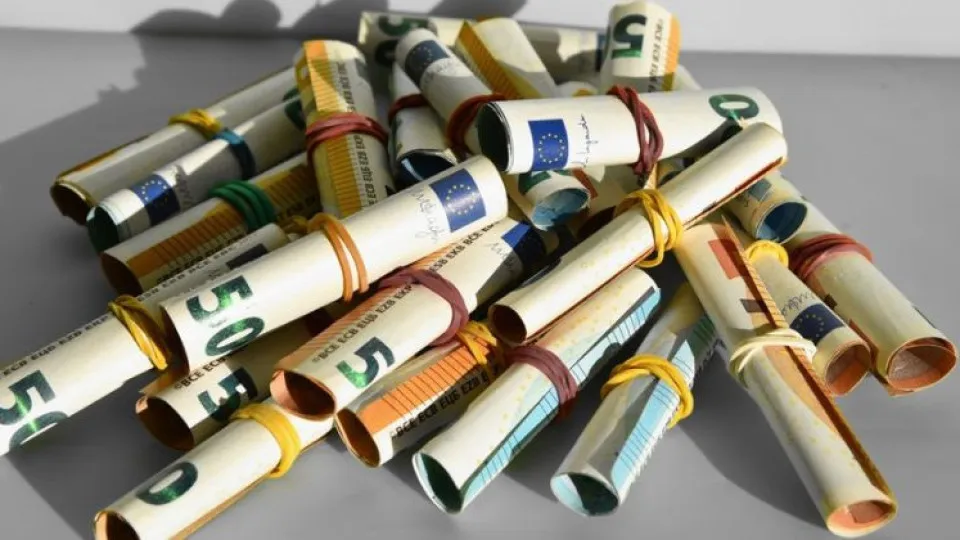 Subsídios e pensões: Saiba quais as datas de pagamento em março de 2024