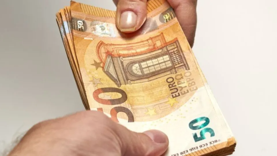 Governo destaca 3 medidas para melhorar a vida financeira dos portugueses 