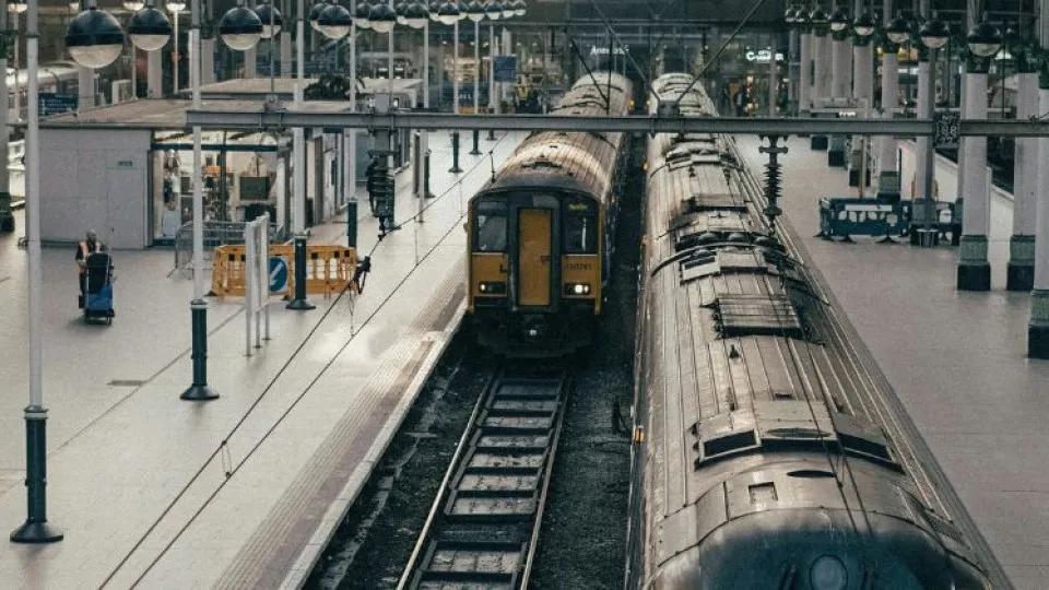 Viajar de comboio para poupar? Estes cinco destinos na Europa são ideais 