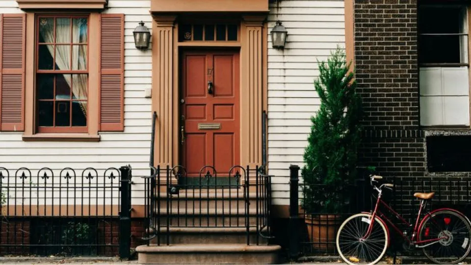 Dúvidas sobre apoio do Governo a jovens na compra de casa? Assista a este webinar 