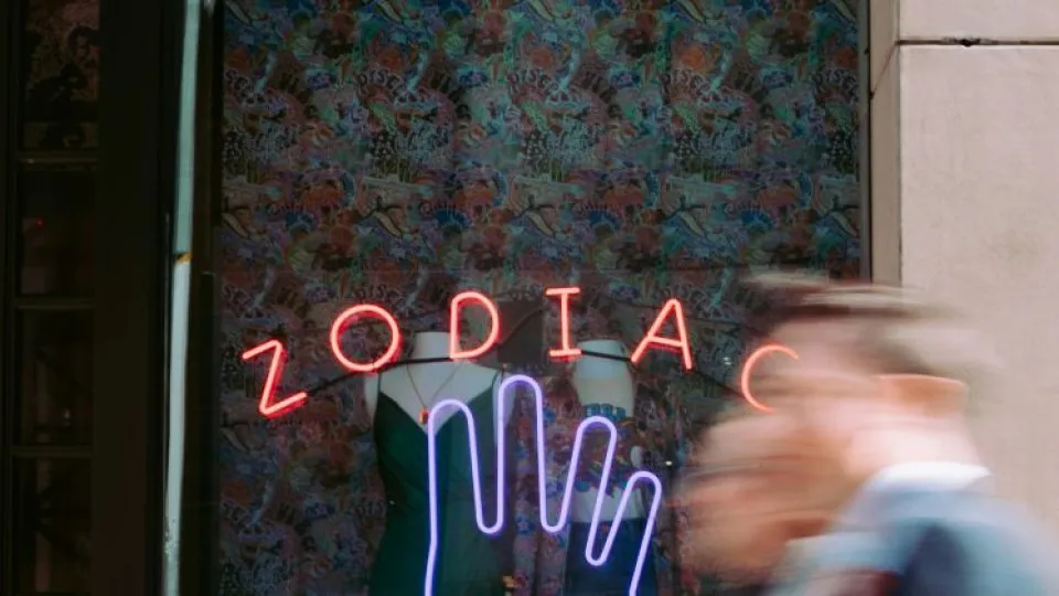 Nadar em dinheiro? Estes signos podem contar com isso até ao final de agosto 