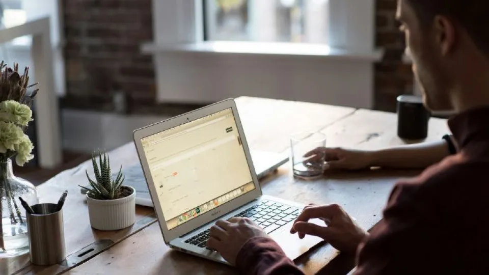 Qual a importância de simular um crédito antes de contratar? 