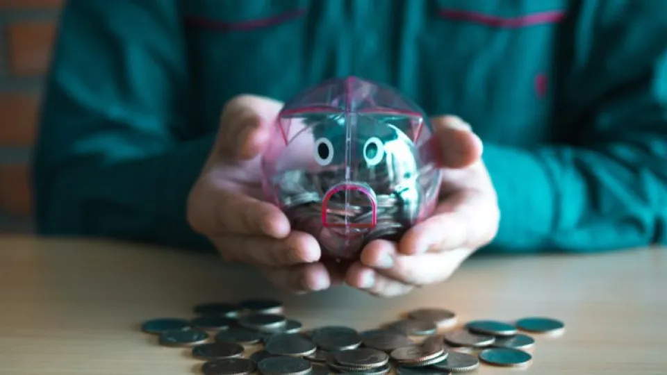 Dia Mundial da Poupança: 5 formas criativas de poupar 