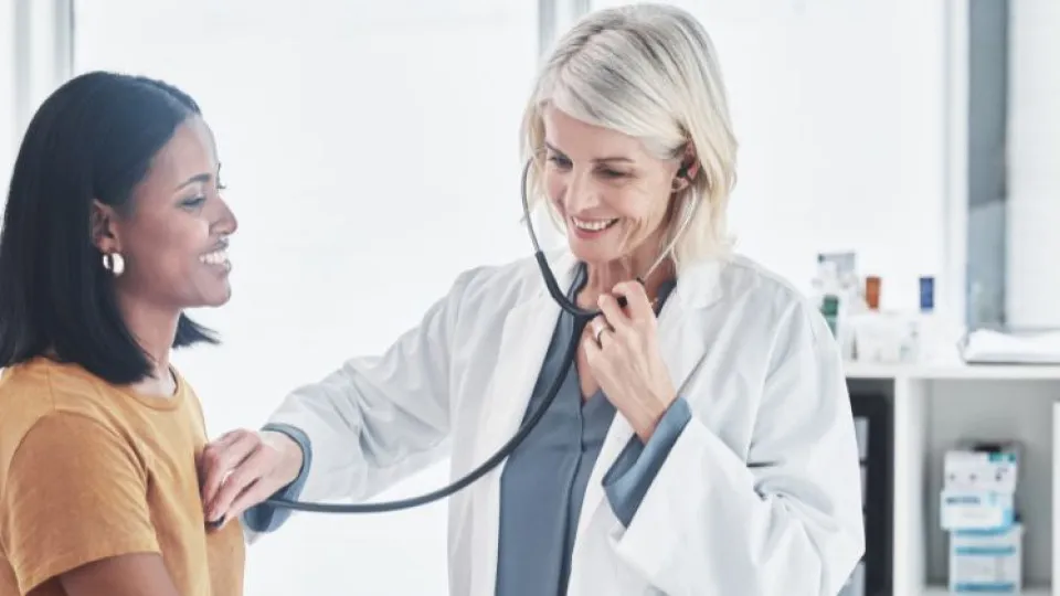 Seguro de saúde e seguro de acidentes pessoais: Como garantem o bem-estar?