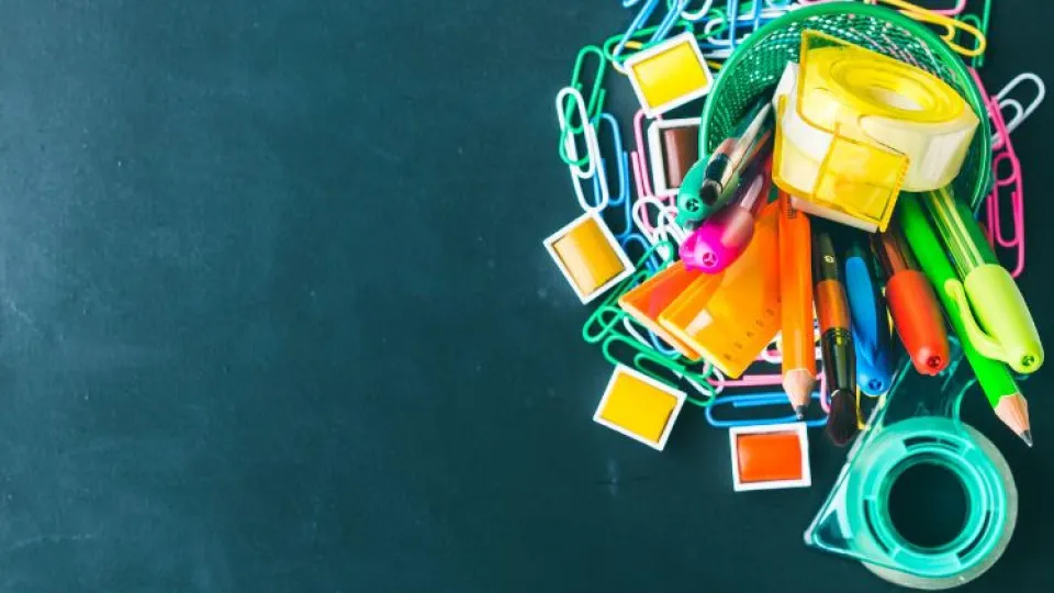 Tudo sobre como poupar no regresso às aulas