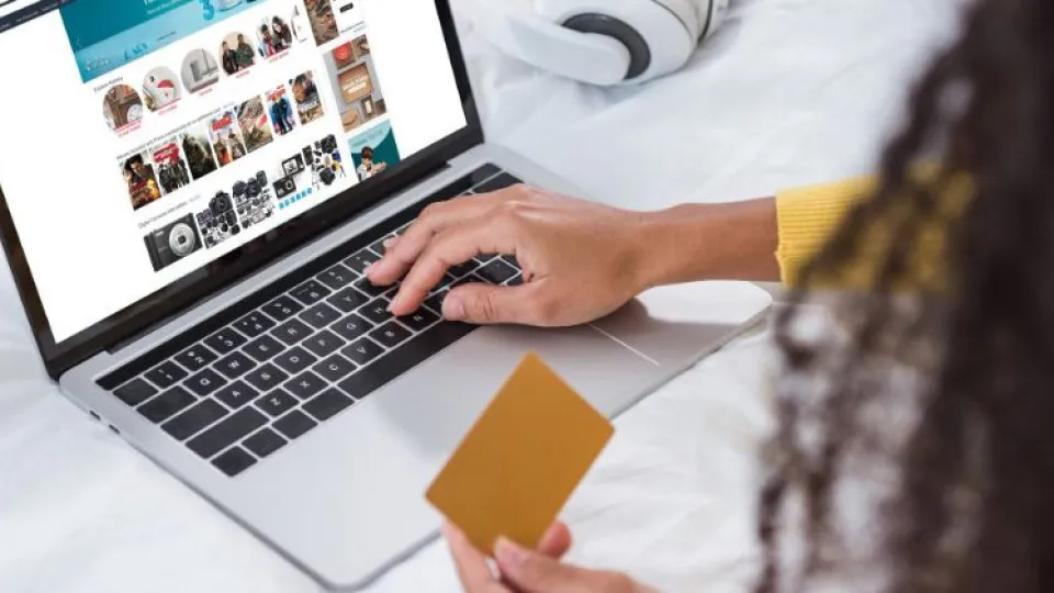 Compras online por impulso crescem significativamente em Portugal 