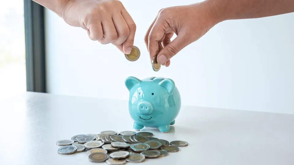 Quer poupar com créditos ou seguros? Conheça os serviços do Poupança no Minuto  