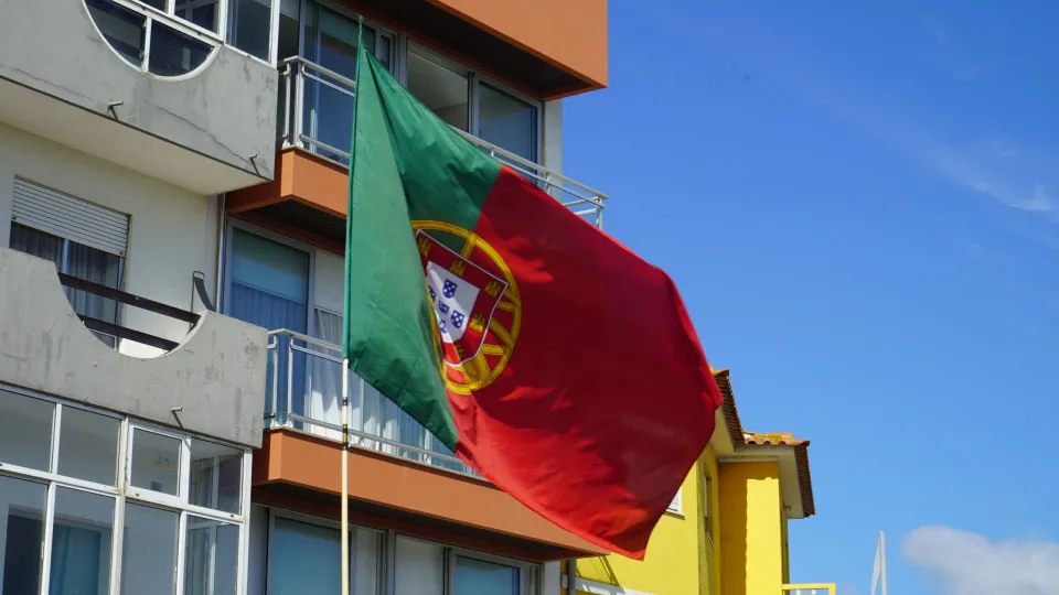 Portugal continua a atrair estrangeiros para comprar casa, mesmo sem incentivos fiscais 