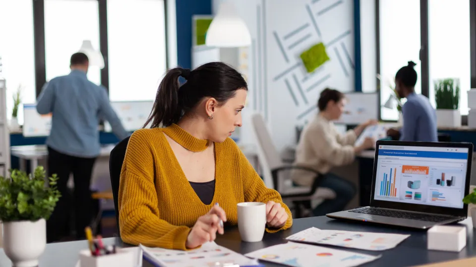 8 competências essenciais para impulsionar a sua carreira em 2025 