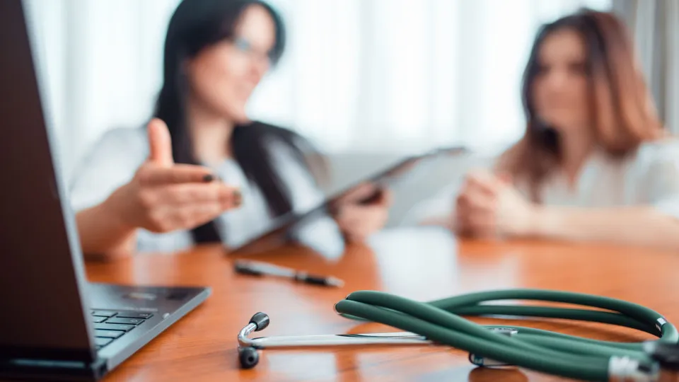 Rede convencionada ou de reembolso: O que escolher no seguro de saúde? 