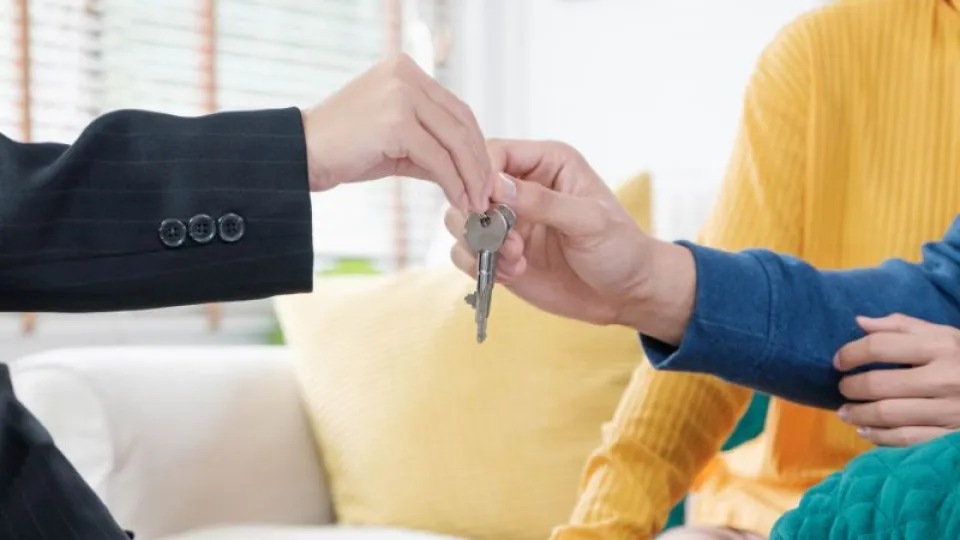 Colocar a casa para arrendar durante as férias compensa? 