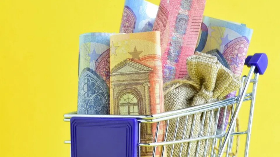 Inflação na zona euro abranda para 2,2% em abril. Portugal sobe ligeiramente para 2,1%