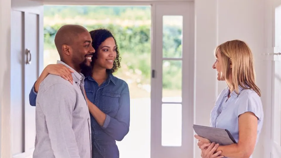 Comprar casa: O que deve verificar antes de fechar negócio 