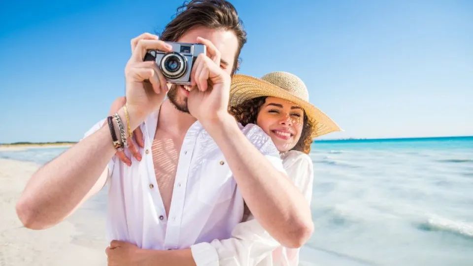 Orçamento dos portugueses para férias de verão em 2025 cai 23% face a 2024 